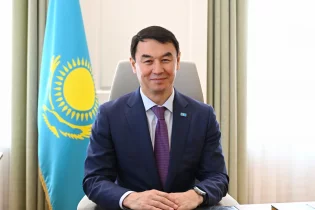 Алматы қаласының әкімі “Қайратты” жеңісімен құттықтады