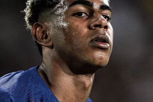 Ламин Ямал — Эль Класикодағы ең нашар ойыншы боп танылды