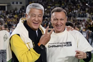 “Қайраттың” қалтасы биылғы маусымда қаншалықты қалыңдады?