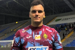 Александр Заруцкий “Қайратта” кідірмейтін болды