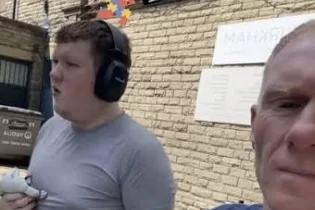 “Манчестер Юнайтед” аңызының өміріндегі ауыр сынақ оның мансабын аяқтауға мәжбүрледі