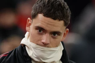 Арсен Венгер Флориан Вирцті сынға алды: “Ол Ливерпульге зиянын тигізуде”