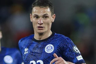 Чесноковтың “Хартсқа” ауысатыны расталды