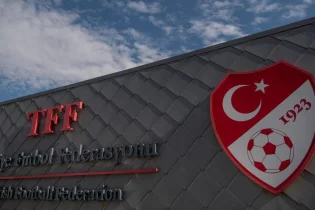 1000-нан астам футболшы құмар ойындарын ойнағаны белгілі болды