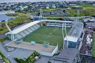 Фарер аралдарының футболына УЕФА тарапынан жақсы қолдау көрсетіліп келеді