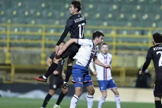 Қуат Хамитов: Қазақстанда футбол шілденің қары сияқты