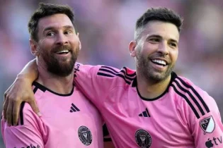 Альба: “Ямалды Мессимен салыстыру күлкіні келтіреді”