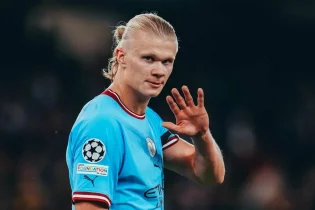 Эрлинг Холанд үш матч қатарынан гол соға алмай келеді