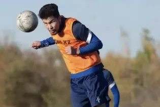 Бас бапкерсіз-ақ жұмыс жалғасуда – “Жетісу” Рауан Орынбасарды командаға қайтарады