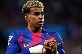 Ламин Ямал: “Танымалдылықтан шаршадым, қарапайым өмір сүргім келеді“