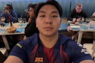 Қырғызстандық жанкүйерді Камп Ноуға кіргізбеді. Себеп – оның түр әлпеті “Барса” фанатына ұқсамайды