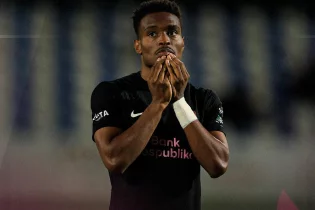 Джой-Ланс Миккельс мансабын Қазақстанда жалғастыруы мүмкін