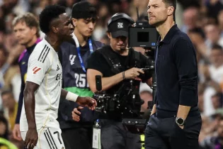 Бапкер мен ойыншы арасында текетірес – Бразилиялық жұлдыз наразылық білдірді