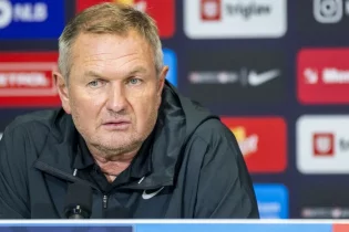 Словения құрамасы бас бапкерін қызметінен босатты