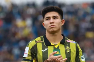 Дастан Сәтпаев Әлемдегі үздік жас 25 футболшының қатарына енді