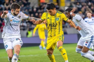 Ғалымжан Кенжебекті «Ахматтан» тартып алуы мүмкін? Футболшының агенті тың мәлімет айтты