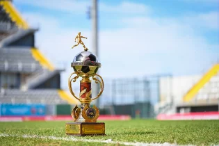 Қазақ футболында үлкен дүмпу – Суперкубок мерзімі белгілі болып, клубтар үйсіз қалды