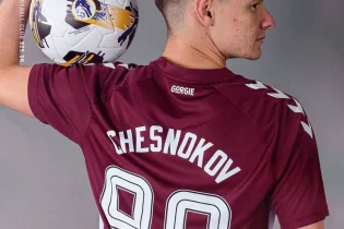 «Хартстың» бас бапкері Ислам Чесноков туралы: Ол өте талантты футболшы