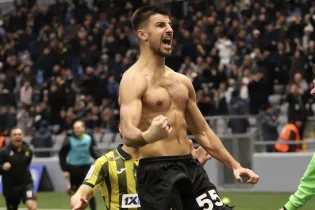 “Қайрат” жұлдызы Түркияға жол тартпақ – Бурак Йылмазбен құпия кездесу немен аяқталды?