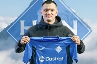 Әлішер Келгенбай “Хан Тәңірі” сапына қосылды – Танымал блогер кәсіби футболда бағын сынайды