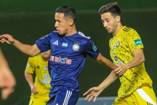 Бобыр Абдухолиқов “Насаф” командасына қосылды