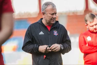 Владимир Муханов: “Ардагер жұлдыздардың команданы алға сүйреуі — екіталай. “Ақтөбеге” есім емес, нәтиже маңызды“