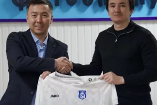 Жамбыл футболының түлегі туған клубымен келісімшартқа отырды