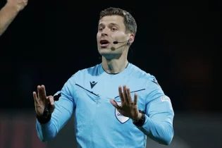 “Арсенал” - “Қайрат” матчына төрелік ететін әділ қазылардың есімі белгілі болды