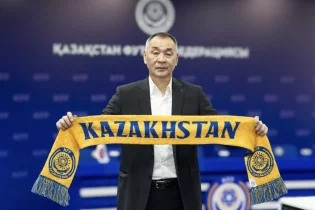 “Өте дұрыс шешім” – Ұлттық құраманың бұрынғы бапкері Талғат Байсуфиновтың тағайындалуына баға берді