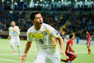 Бауыржан Тұрысбек кәсіби футболға оралмақ