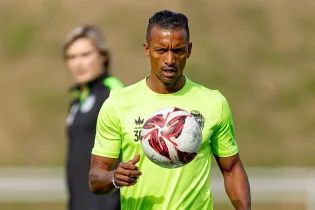 "Ақтөбе" шабуылшысы: басқа жігіттер де бар...  «Ақтөбе» Наниді қалай қабылдады? Команда ішінде бәрі дұрыс па?