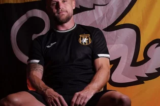 “Жұлдыз ауруына шалдығуға хақысы бар” – Шабуылшы командаласы туралы ауыз ашты