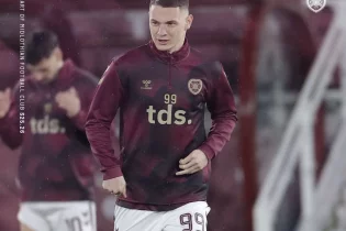 Эдинбург дербиі – Ислам Чесноков негізгі құрамда дебют жасап, “Хартс” маңызды жеңіске жетті