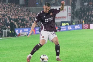 Ислам Чесноковтың Айброкстағы сәтсіздігі – Статистикалық порталдар Қазақстандық ойыншыға төмен баға берді