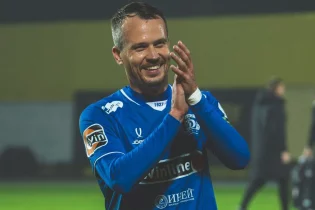 “Қайрат” және “Астана” командаларының бұрынғы ойыншысы “Арсеналға” қосылды