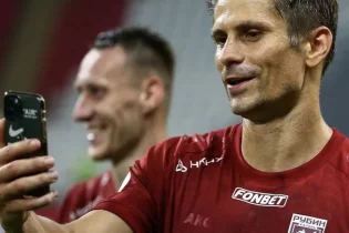 Александр Мартынович: “Ресейде VAR-ды тым ұзақ қарайды”