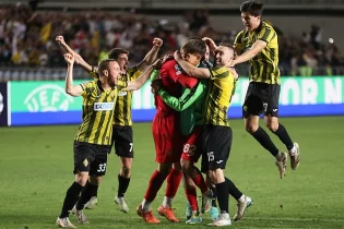 Рафаэль Уразбахтин: “Шмейхельдің осал тұсын білдік – пенальти кезінде жоғарғы бұрышты нысанаға алдық”