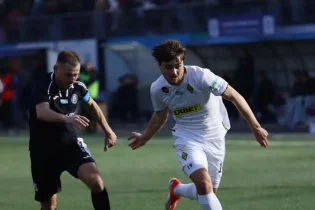 Қазақстандық бапкер: Өз алаңы жоқ клубтар жетімнің күйін кешуде...