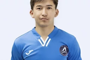 “Бірден таңғалдырды”: Еуропалық клуб не себепті Қазақстандық жас талантты таңдады?