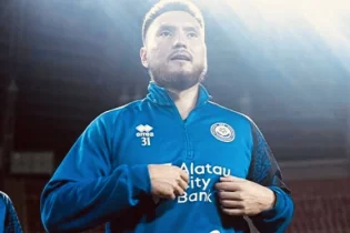 “Оны неге сонша талқылай бересіңдер?” —  Дінмұхаммед Қашкен төңірегіндегі шуға нүкте қойылды