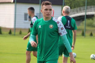 Сербияда сенделіп жүрген белорус үш айдан кейін алғашқы ойынын өткізді