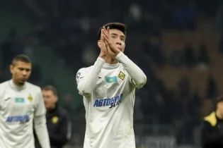 “Қайрат” жұлдызына ҚПЛ клубтары таласуда –  Соңғы шешім белгілі болды