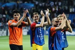 Титулдан айырылу, банкроттық және құлдырау – Aladop.kz нұсқасы бойынша ҚПЛ-дың ТОП-10 трагедиясы