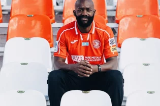 “Қызылжар” сапы Камерундық ойыншымен толықты – “ПСЖ”-ға гол соққан жұлдыз Қазақстанда тиын-тебенге күнелтпек