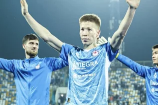 “Челсиге” бермейміз, “Юнайтед” келсе ойланамыз” – Жасұлан Әмірге АПЛ алпауыттары көз тікті ма?